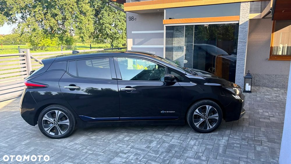 Nissan Leaf 40kWh N-Connecta - 2