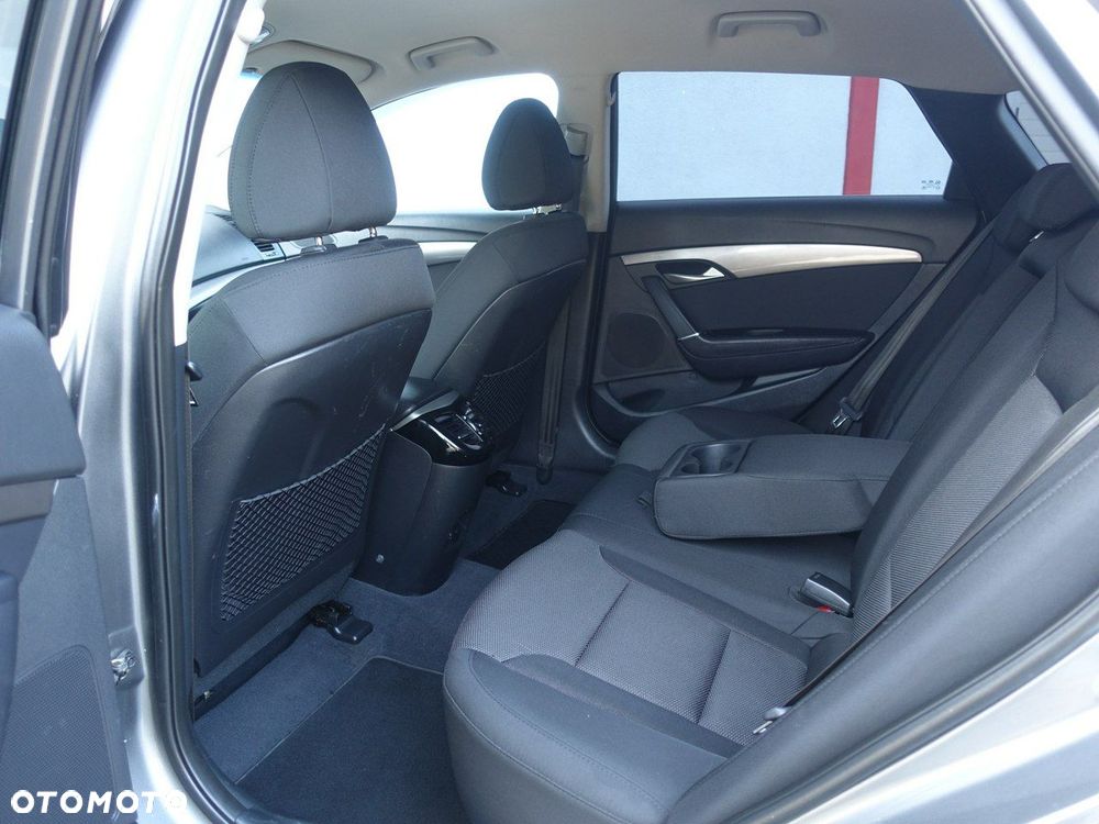 Hyundai i40 Kombi 1.7 CRDi Style - 16
