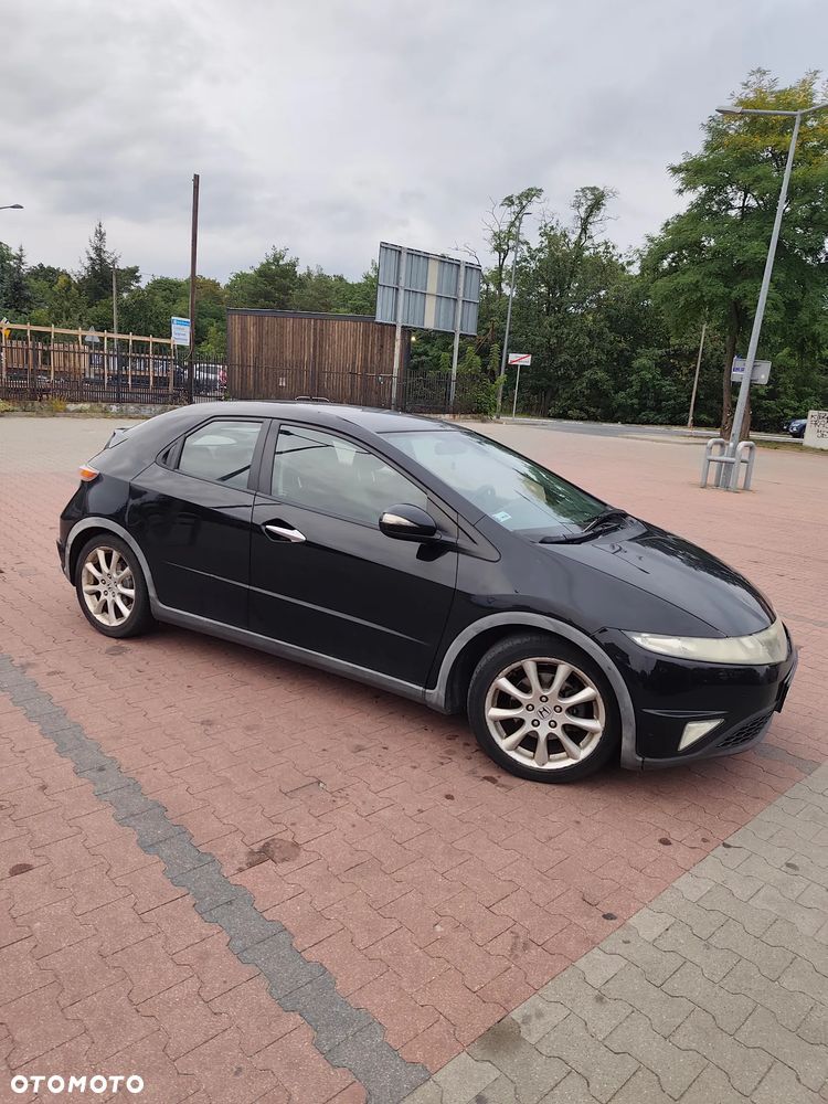 Honda Civic 1.8 Executive - 9