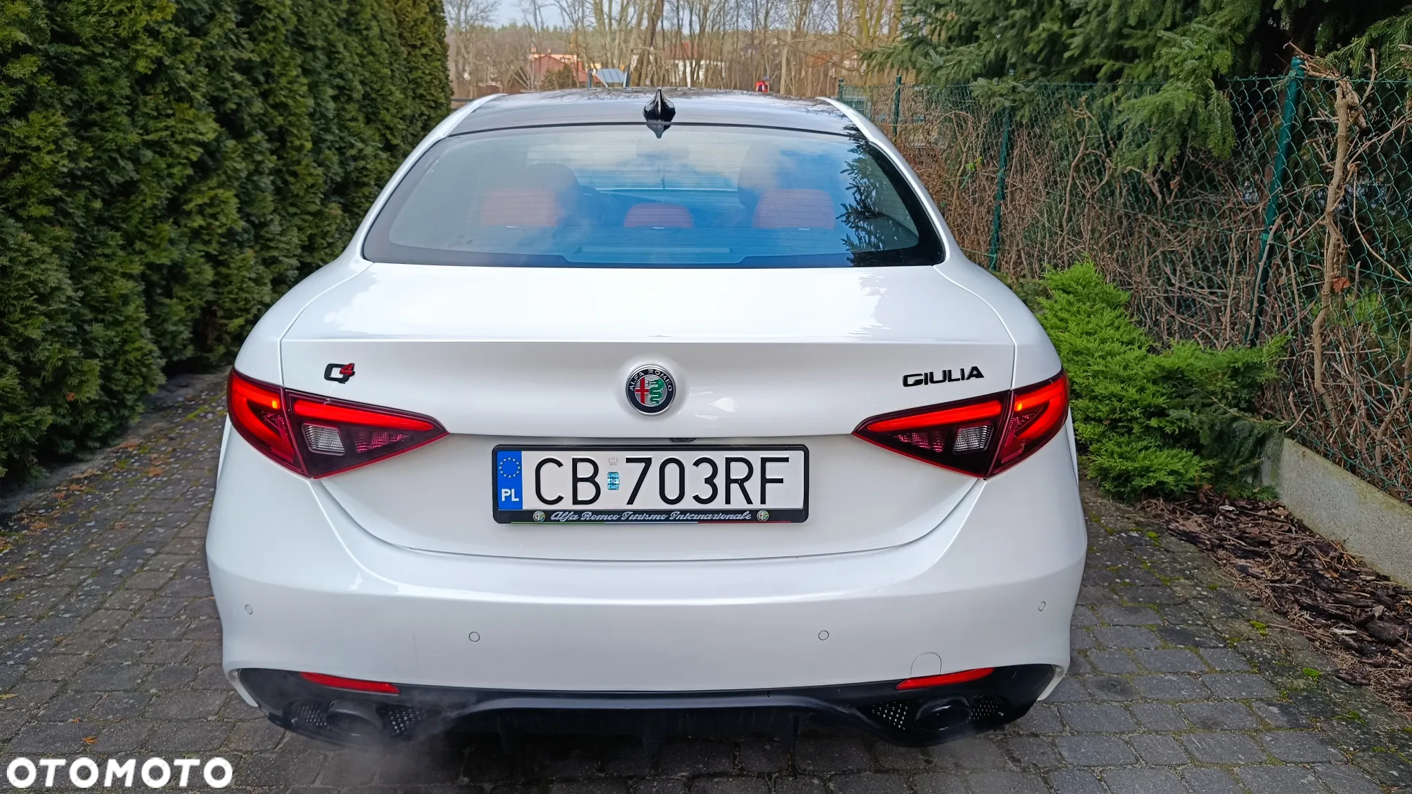 Alfa Romeo Giulia 2.0 Turbo 16V AT8-Q4 Ti - 10