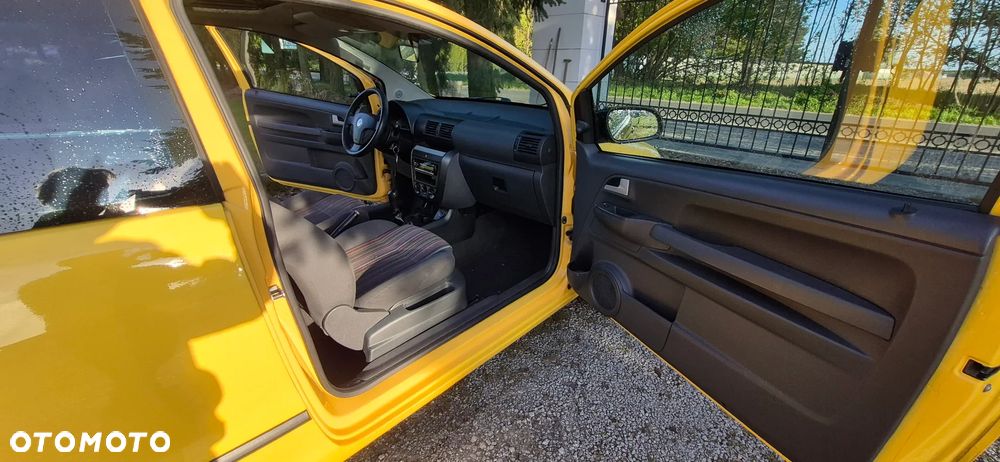 Volkswagen Fox - 7