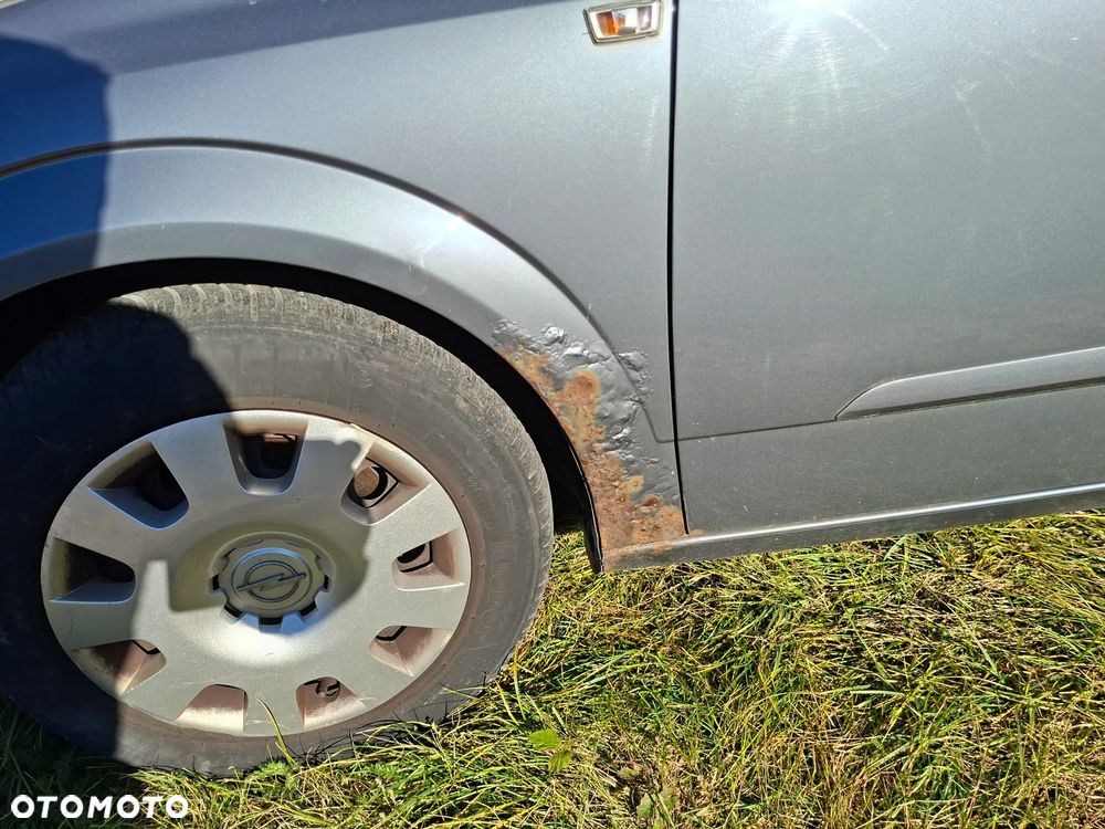 Opel Astra 2004 photo 3