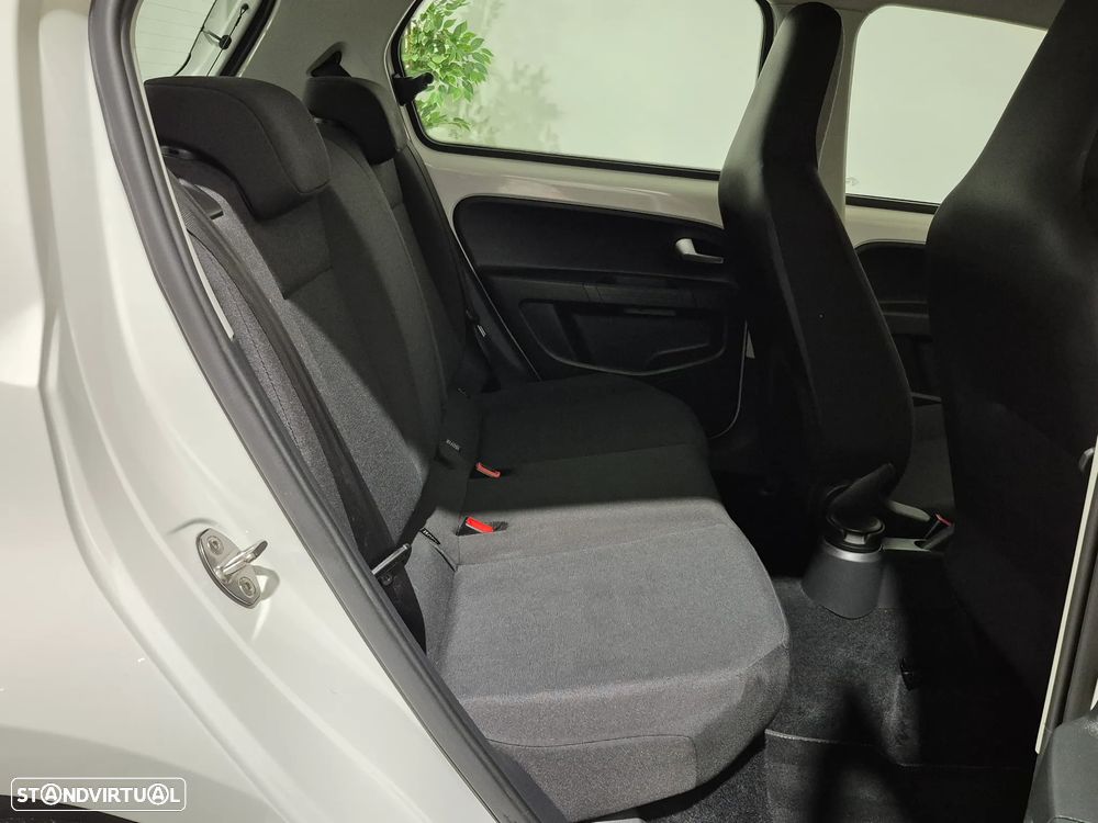 VW Up! 1.0 BMT Move - 26