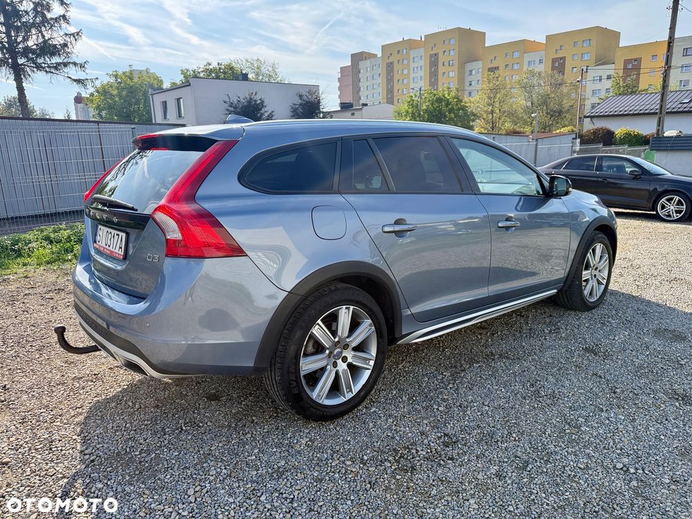 Volvo V60 Cross Country D3 Geartronic Momentum - 13