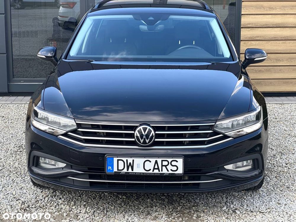 Volkswagen Passat - 2