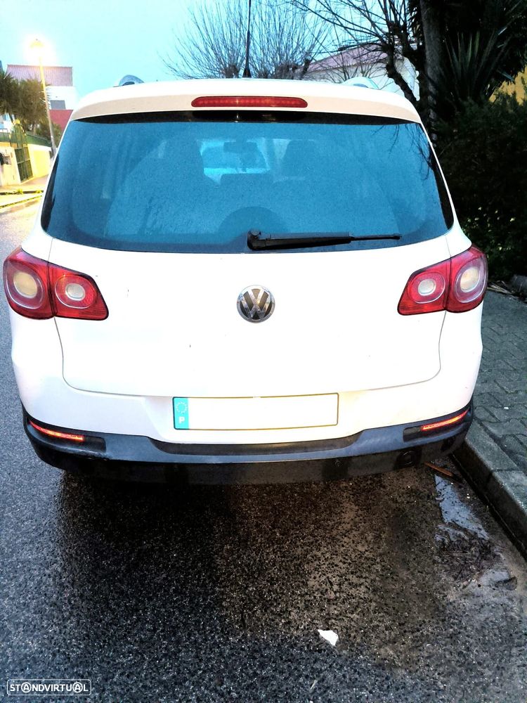 VW Tiguan 1.4 TSI Sport 4Motion - 17