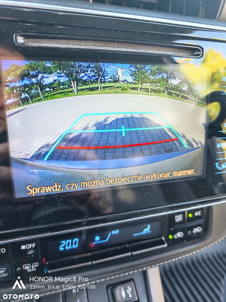 Toyota Auris - 13