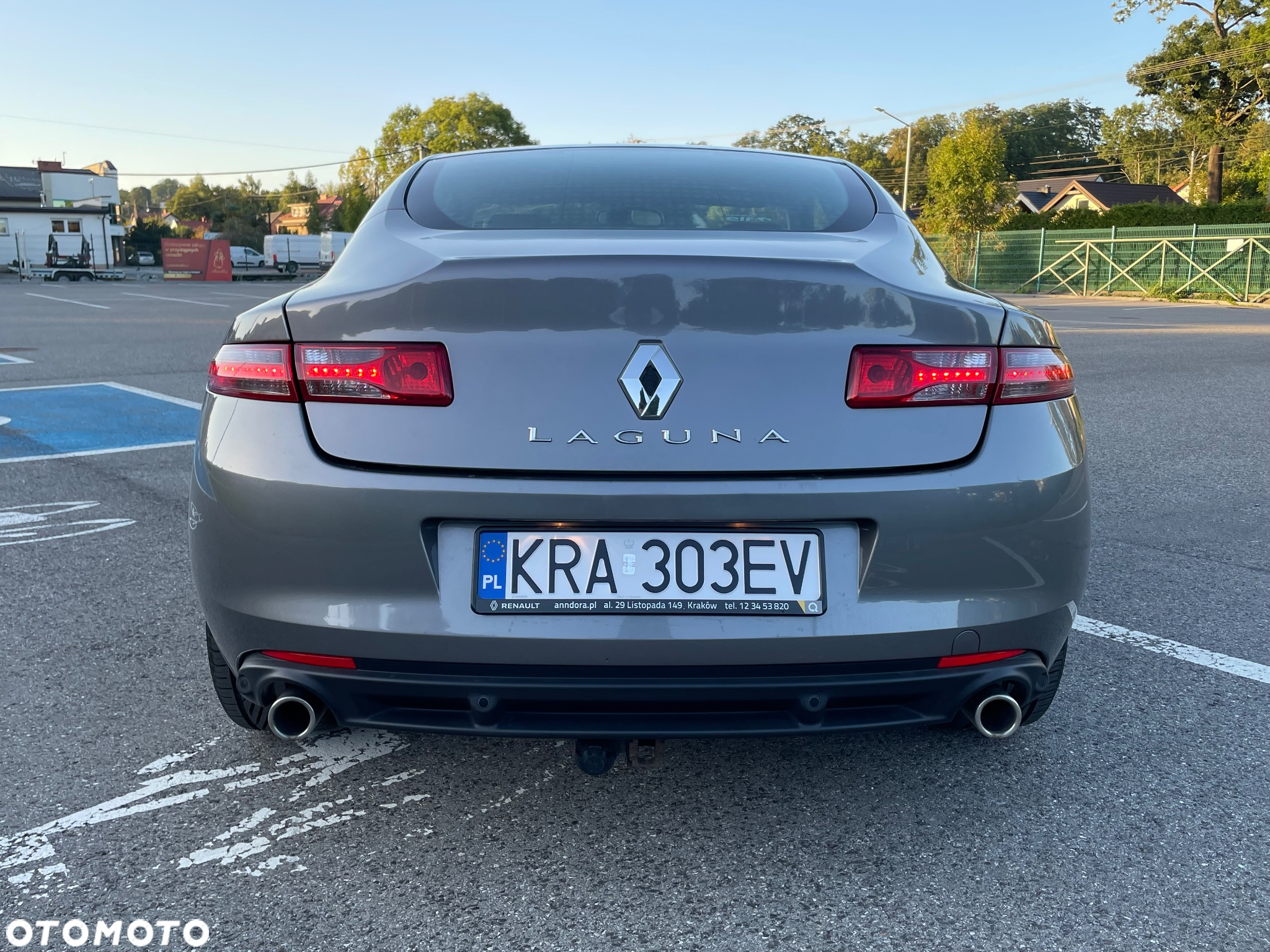 Renault Laguna Coupe dCi 150 FAP - 4