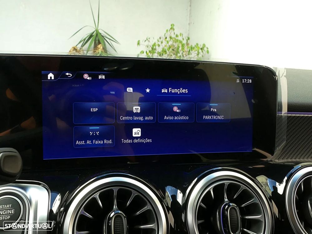 Mercedes-Benz GLB 180 d AMG Line - 22