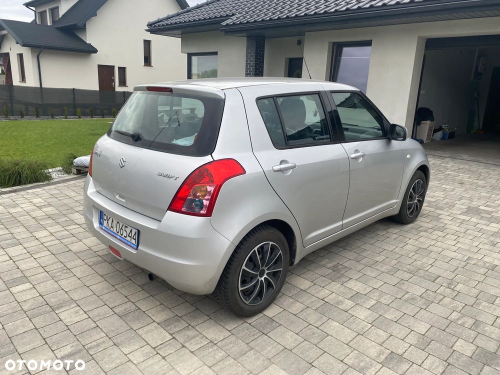 Suzuki Swift 1.3 Comfort - 5