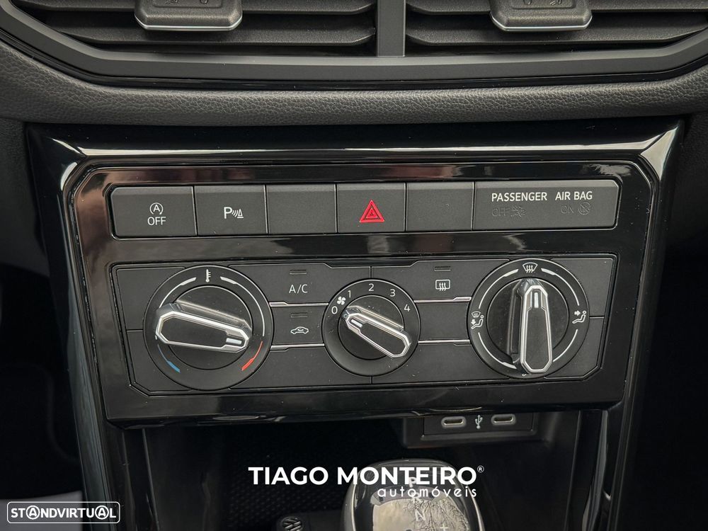 VW T-Cross 1.0 TSI Urban DSG - 57