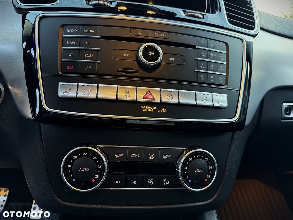 Mercedes-Benz GLE 450 AMG 4-Matic - 26
