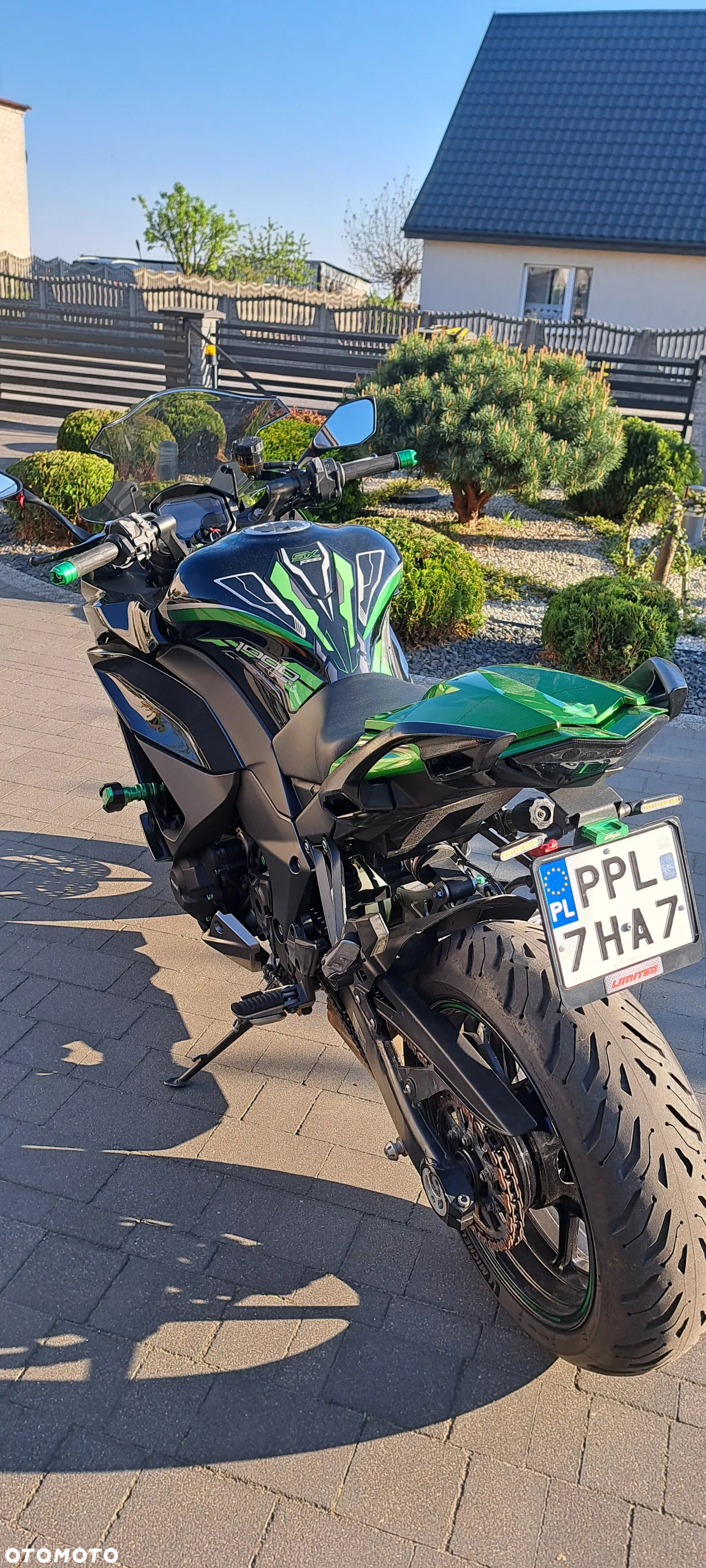 Kawasaki Ninja 1000 SX - 10