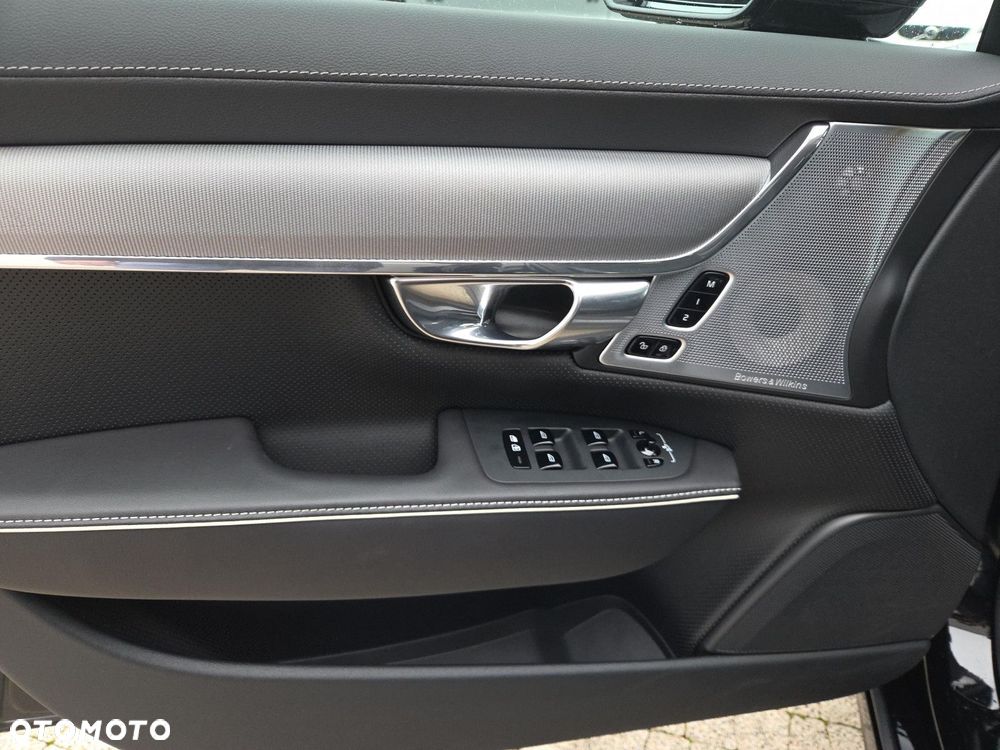 Volvo S90 T8 AWD Plug-In Hybrid Ultimate Dark - 21