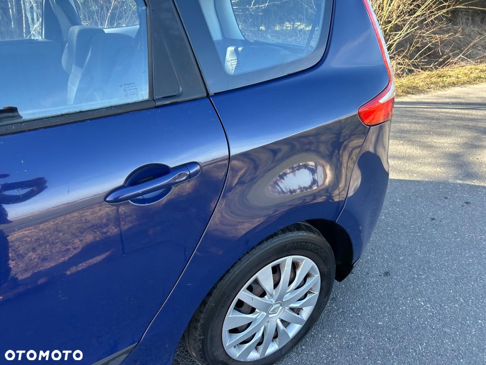 Renault Grand Scenic - 23