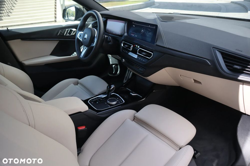 BMW Seria 2 218i M Sport - 14