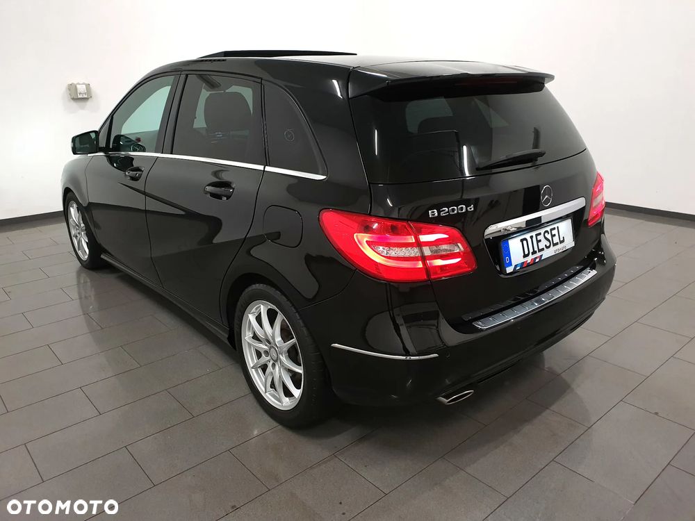 Mercedes-Benz Klasa B 200 CDI (BlueEFFICIENCY) 7G-DCT - 4