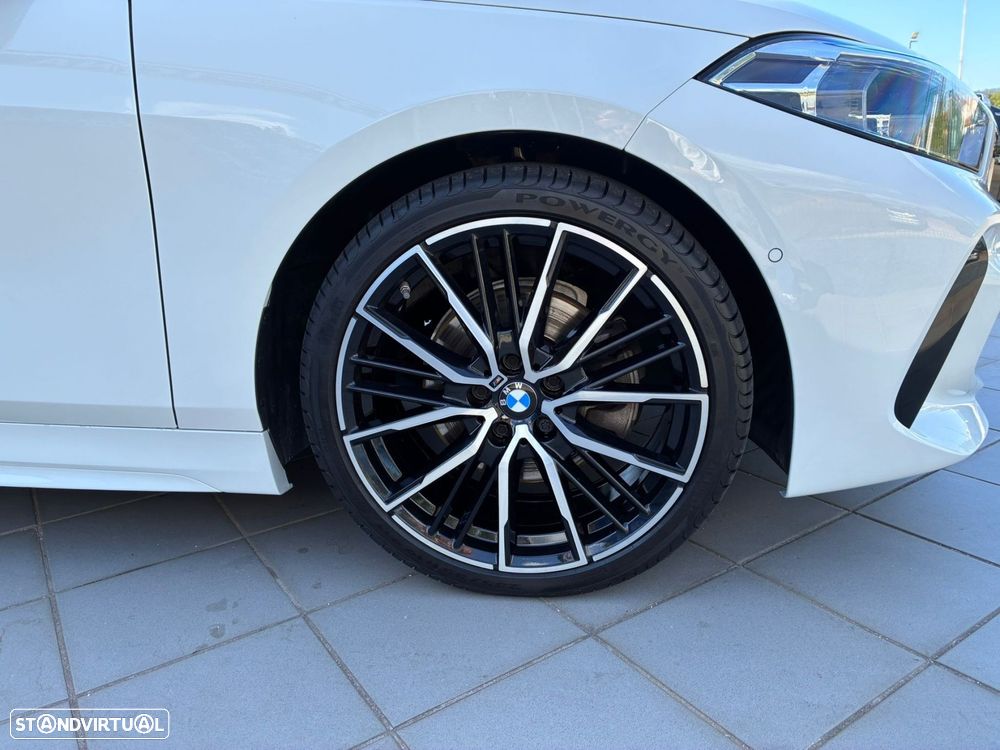 BMW 118 i Pack M Auto - 9