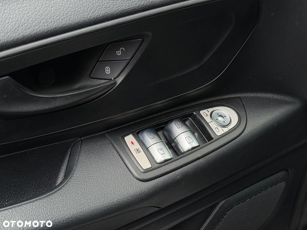 Mercedes-Benz Vito - 10