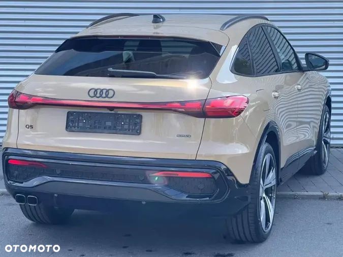 Audi Q5 Sportback - 3