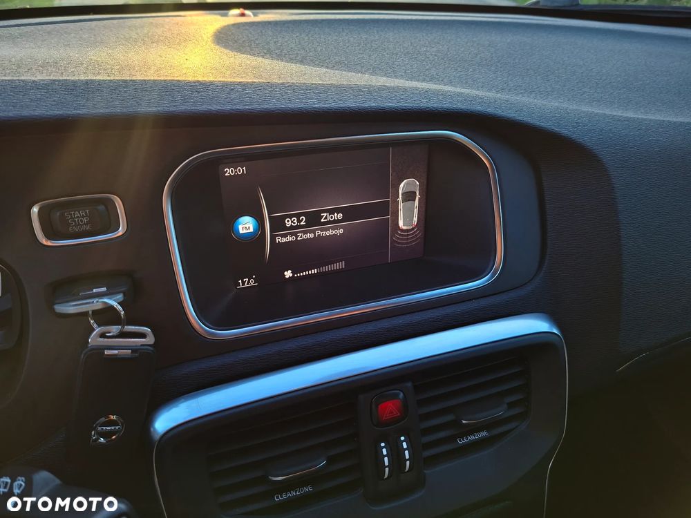 Volvo V40 D2 RDesign - 33