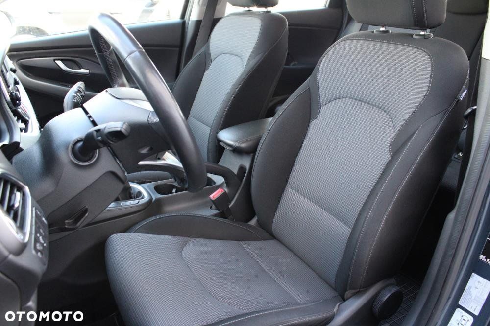 Hyundai i30 - 26