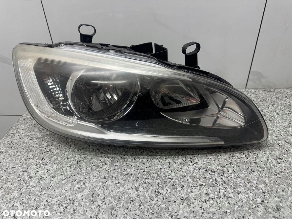 lampa prawy przód zwykła volvo s60 ii v60 i 2013-2018 31420272 - 1