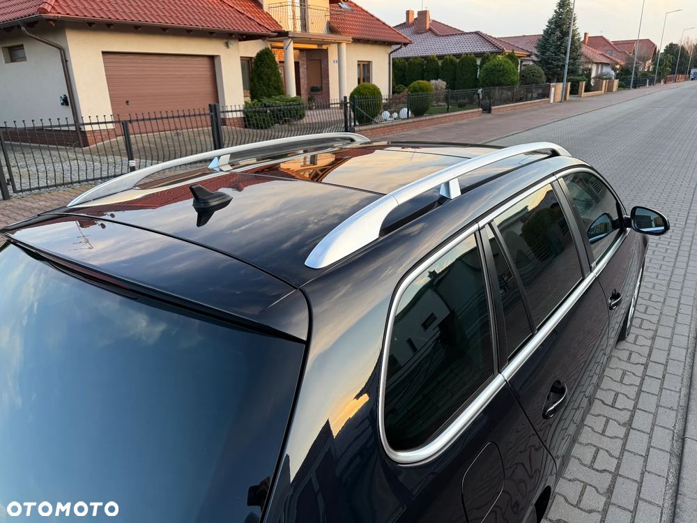 Volkswagen Golf Variant 2.0 TDI Highline - 12