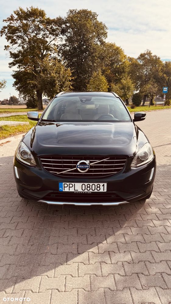 Volvo XC 60 2.4D AWD Momentum - 6