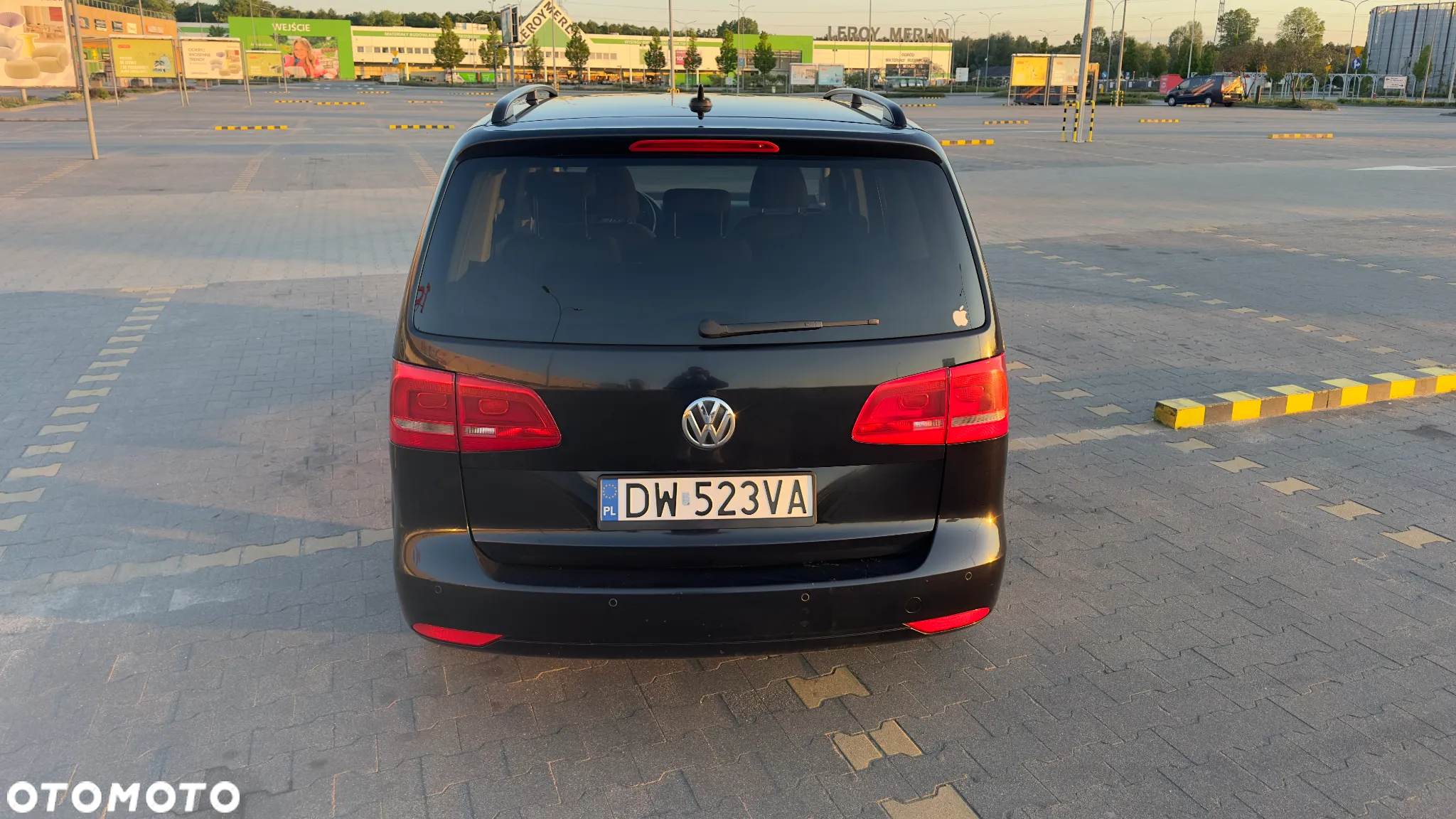 Volkswagen Touran 1.6 TDI DPF BlueMot Trendline - 12