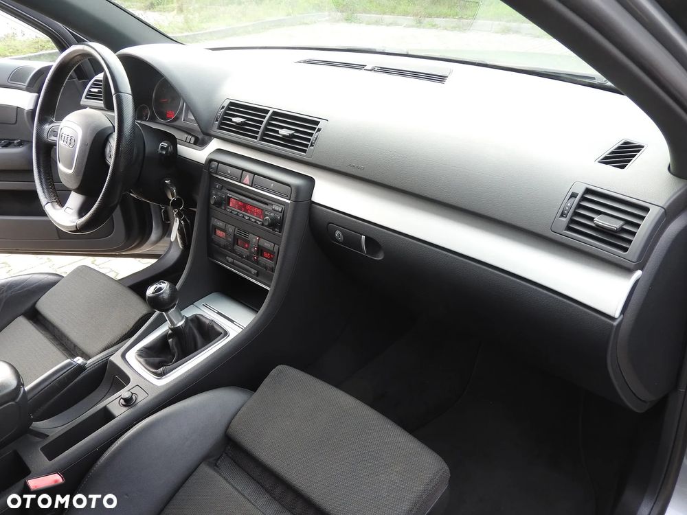 Audi A4 Avant 1.8T - 13