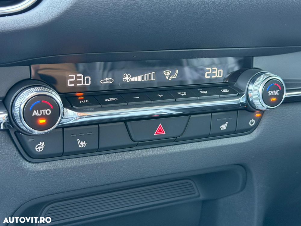 Mazda CX-30 e-SKYACTIV X186 AT MHEV Center-Line - 14