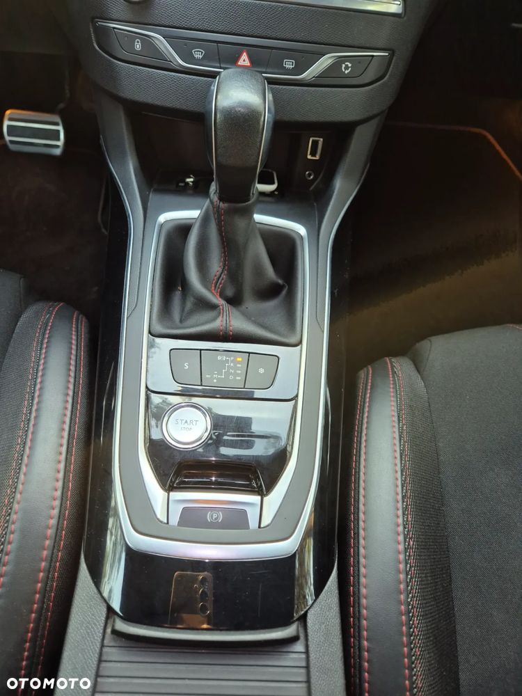 Peugeot 308 BlueHDi FAP 150 EAT6 Stop&Start GT-Line Edition - 16