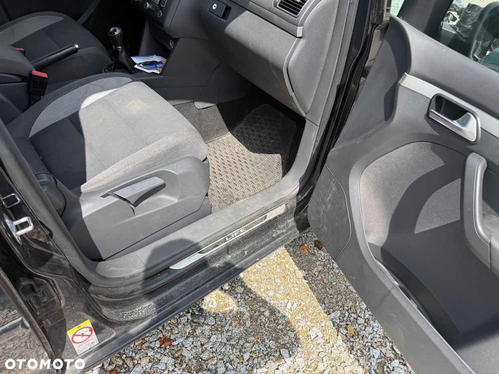 Volkswagen Touran 1.2 TSI BlueMotion Technology Life - 8