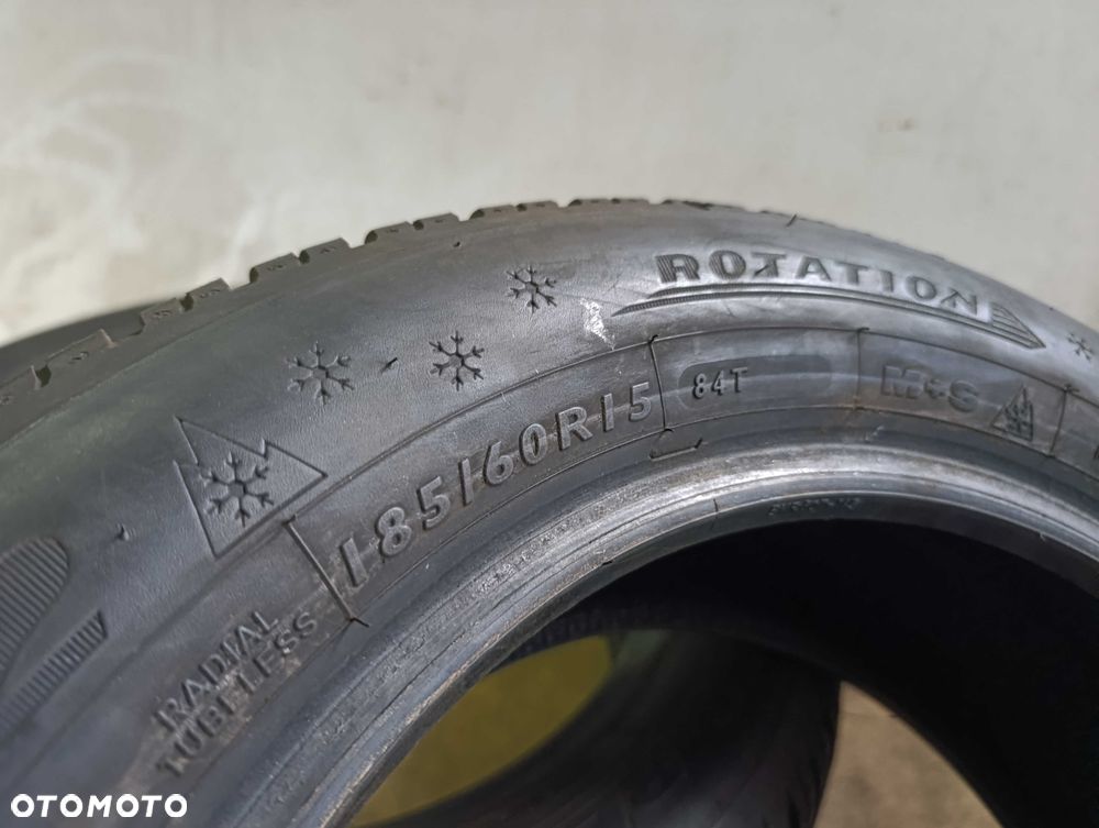 2x 185/60 R15 84T Dunlop Winter Response 2 2023r 7,3mm - 8
