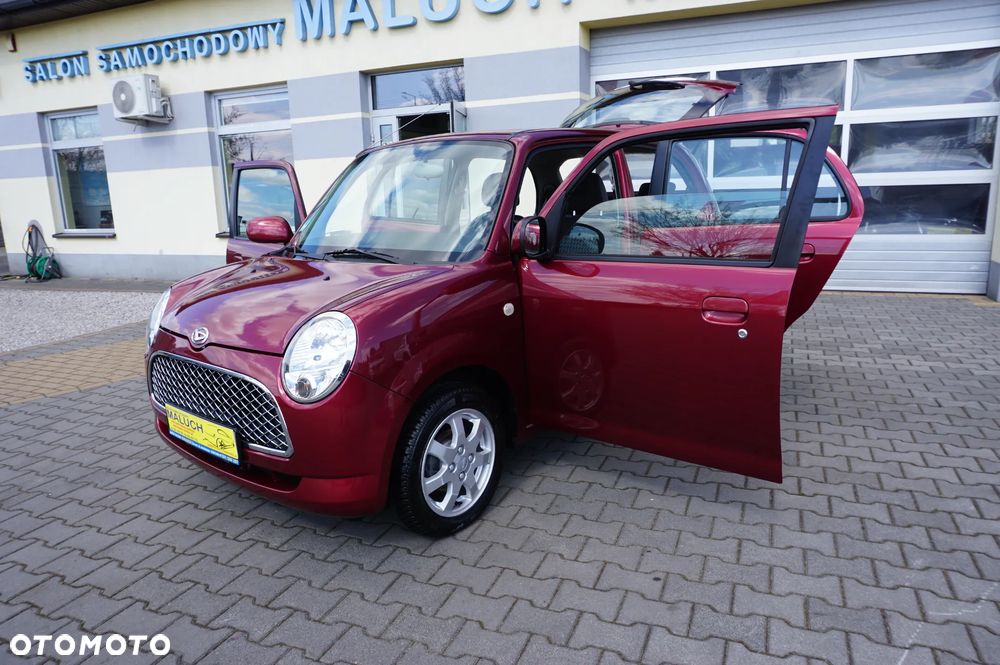 Daihatsu Trevis 1.0 Limited - 10