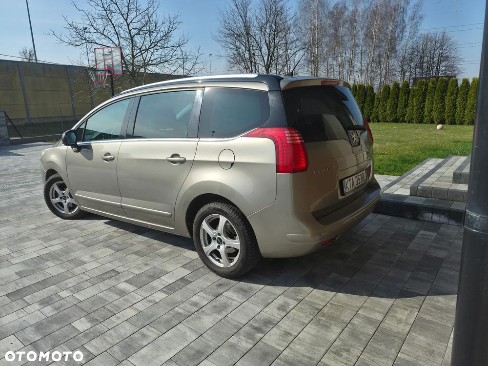 Peugeot 5008 HDI FAP 165 Automatik Premium - 11