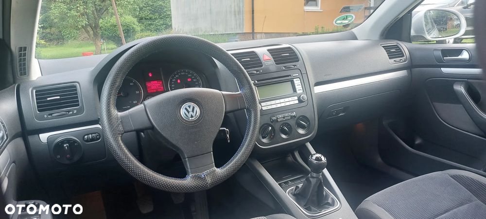 Volkswagen Jetta 1.9 TDI United - 5
