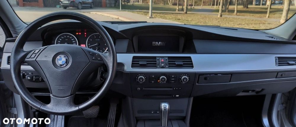 BMW Seria 5 - 24