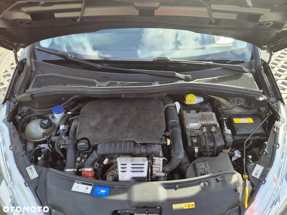 Peugeot 208 PureTech 110 Stop & Start Tech Edition - 17