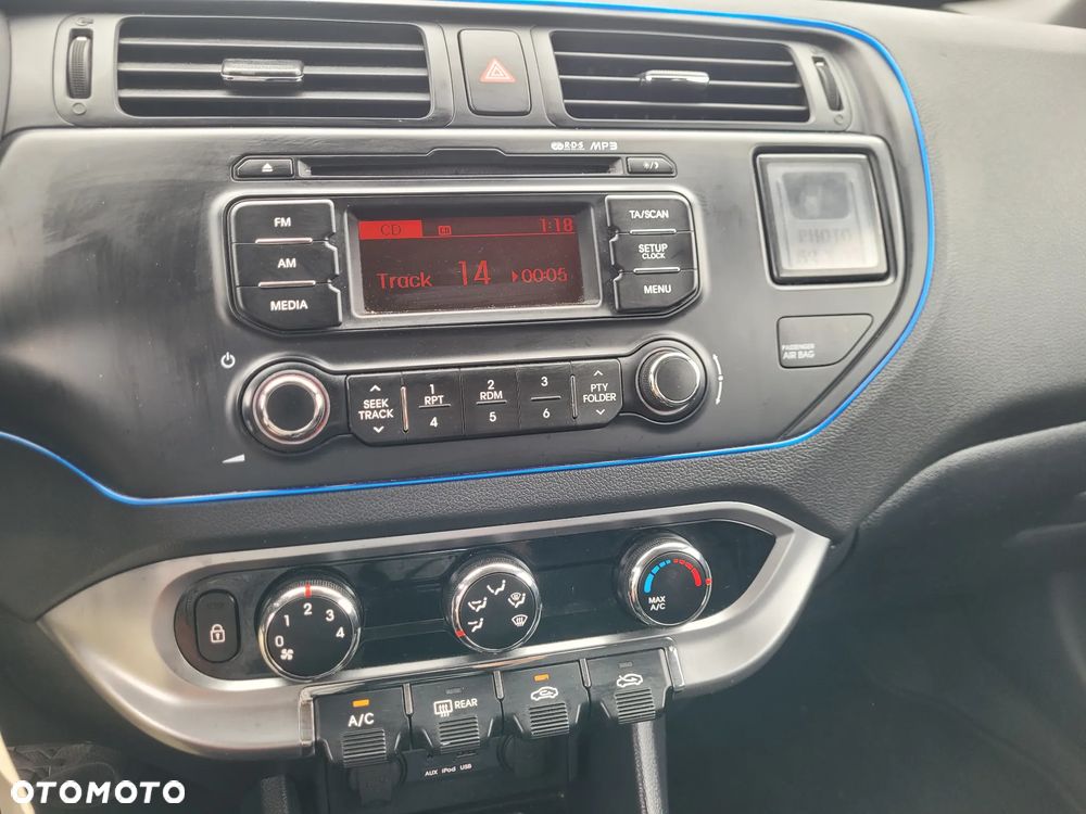 Kia Rio 1.1 CRDI Business Line - 20