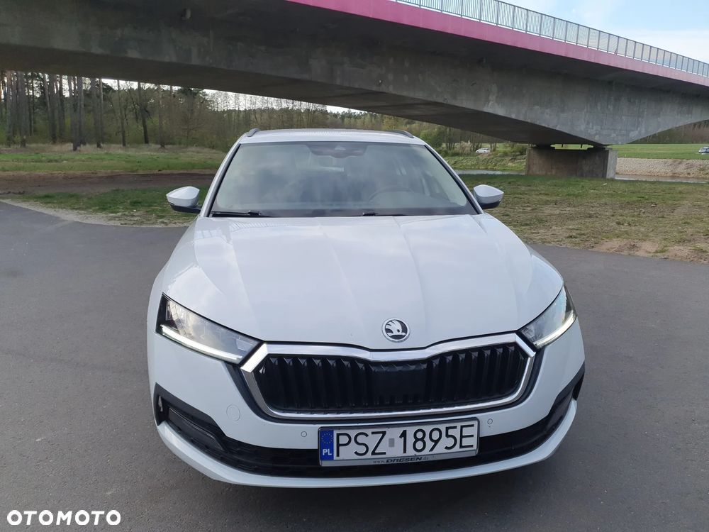 Skoda Octavia 2.0 TDI Ambition DSG - 11