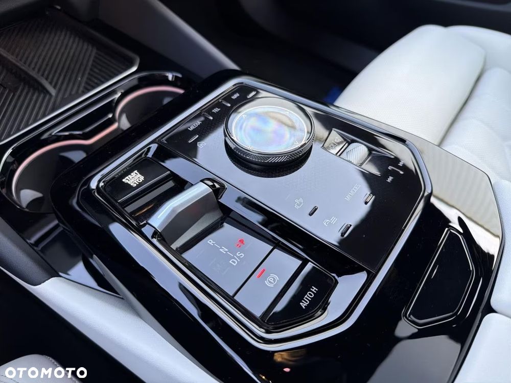 BMW Seria 5 520d xDrive - 20