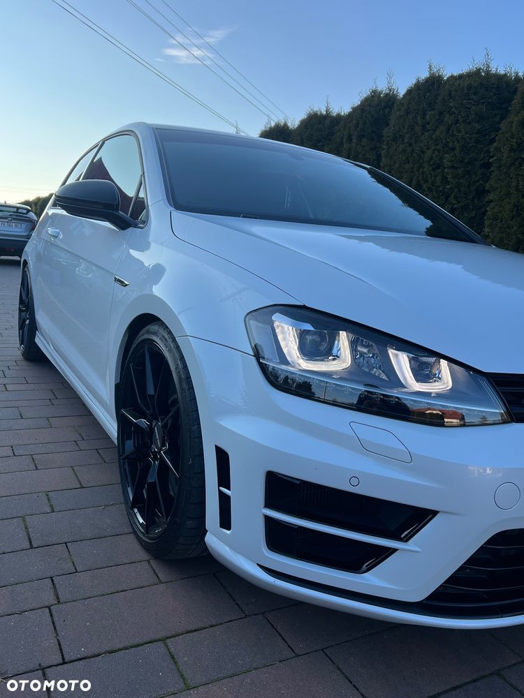 Volkswagen Golf - 18