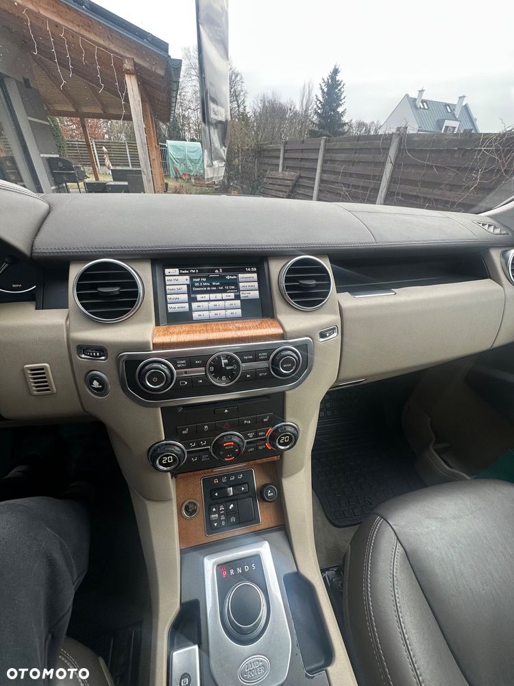 Land Rover Discovery 3.0 Si6 HSE Luxury - 19