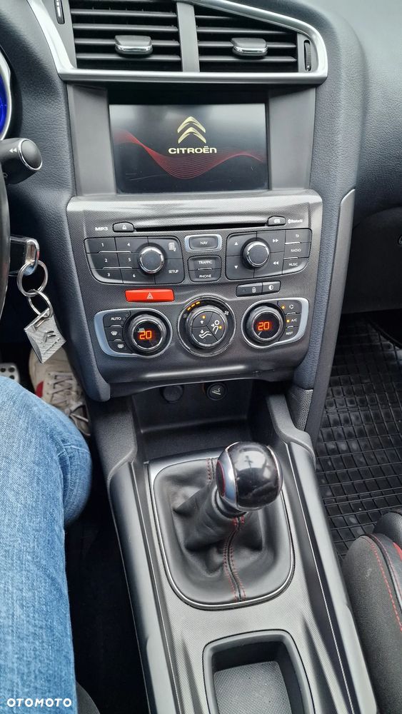 Citroën DS4 2.0 HDi SportChic - 11