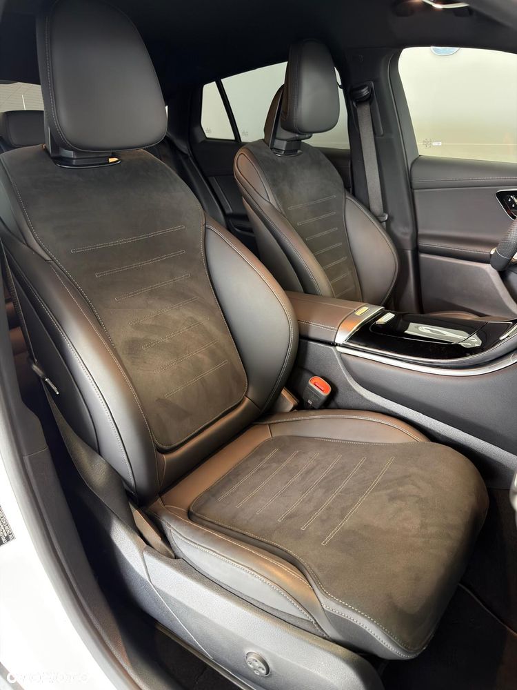 Mercedes-Benz GLC 220 d mHEV 4-Matic AMG Line - 11