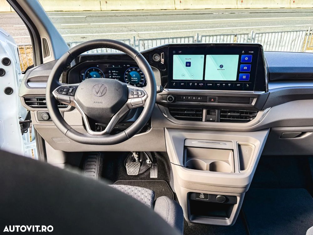 Volkswagen Caravelle - 17