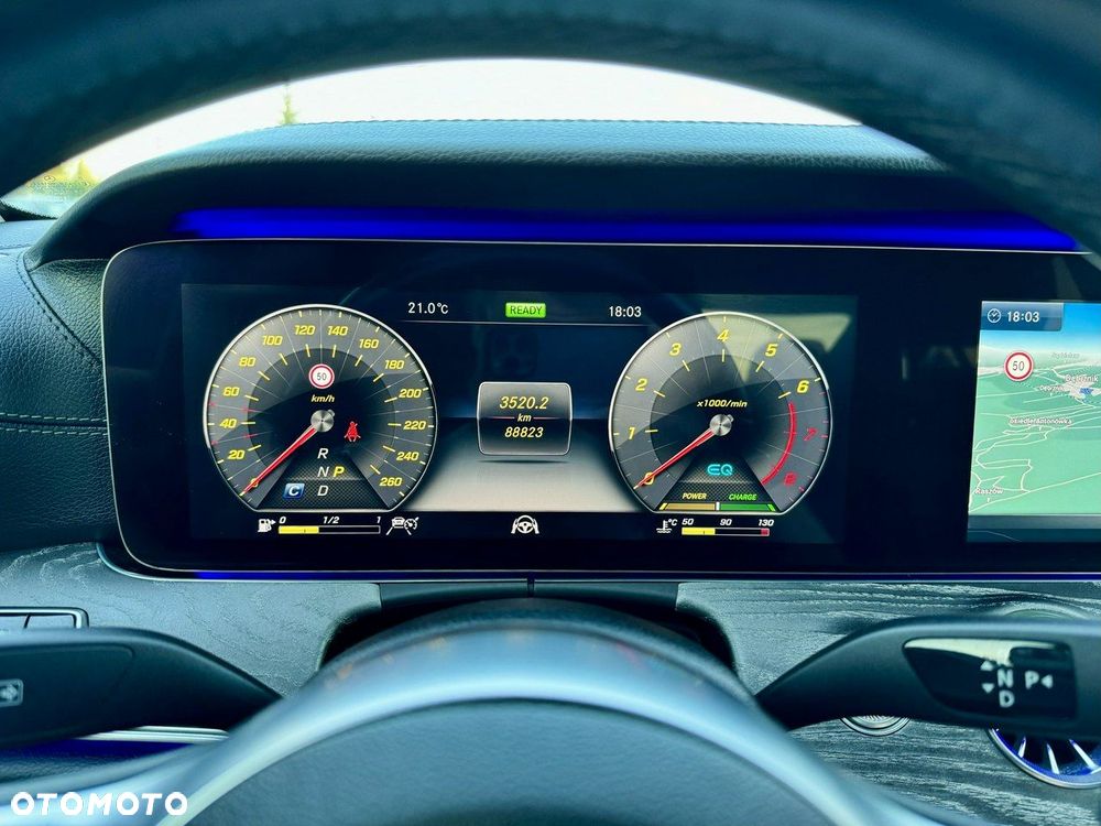 Mercedes-Benz CLS - 23