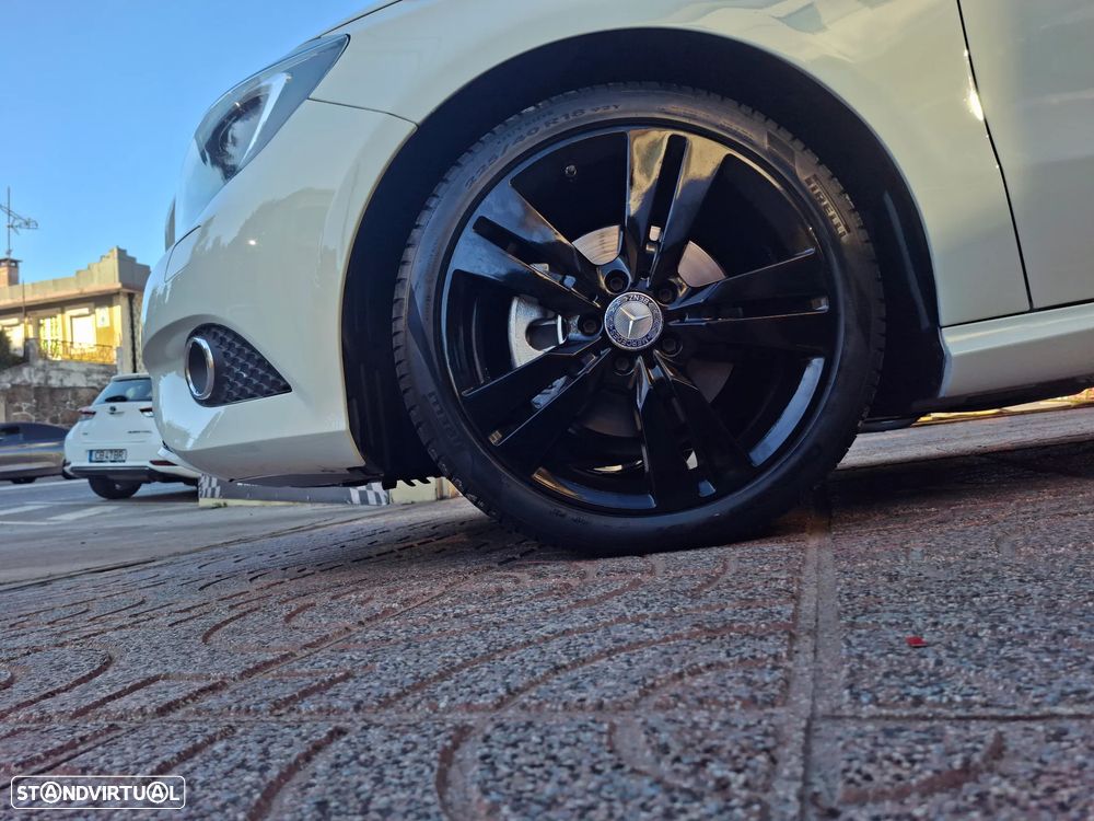 Mercedes-Benz A 200 CDI 4Matic 7G-DCT StreetStyle - 15